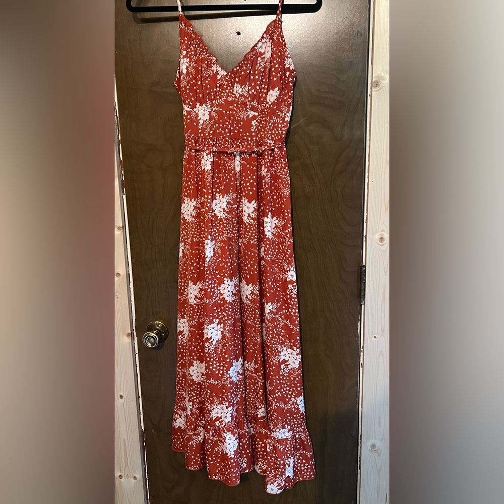 Simplee Apparel Red and White Maxi Sundress
